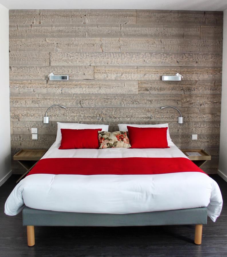Logis Hotel "Ici M'Aime" Rouvray  外观 照片